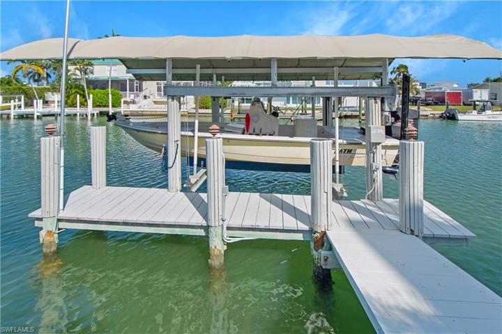 139 Trinidad ST, NAPLES FL 34113