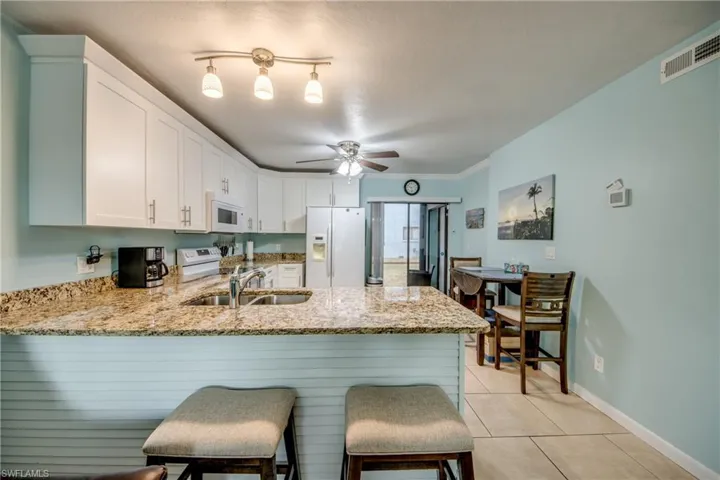 4904 Vincennes Ct 108, Cape Coral, Florida 33904