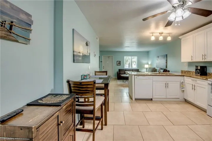 4904 Vincennes Ct 108, Cape Coral, Florida 33904