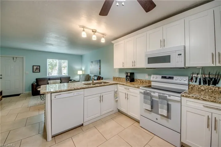 4904 Vincennes Ct 108, Cape Coral, Florida 33904