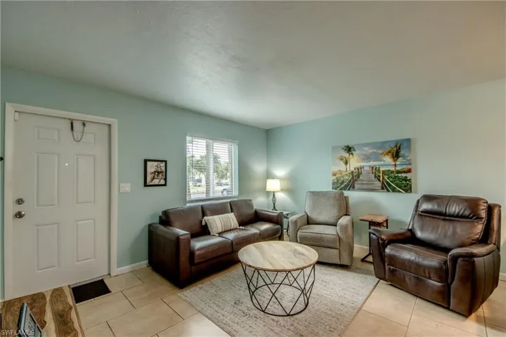 4904 Vincennes Ct 108, Cape Coral, Florida 33904