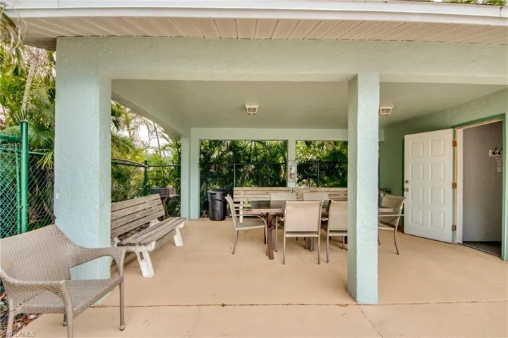 4904 Vincennes Ct 108, Cape Coral, Florida 33904