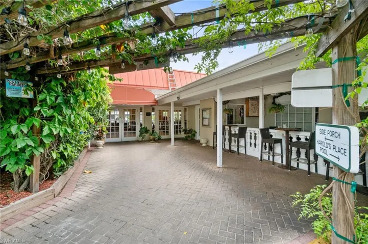 2555 9th St N # 131, Naples Fl 34103