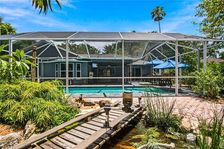 2667 River Reach Dr, Naples, Florida 34104