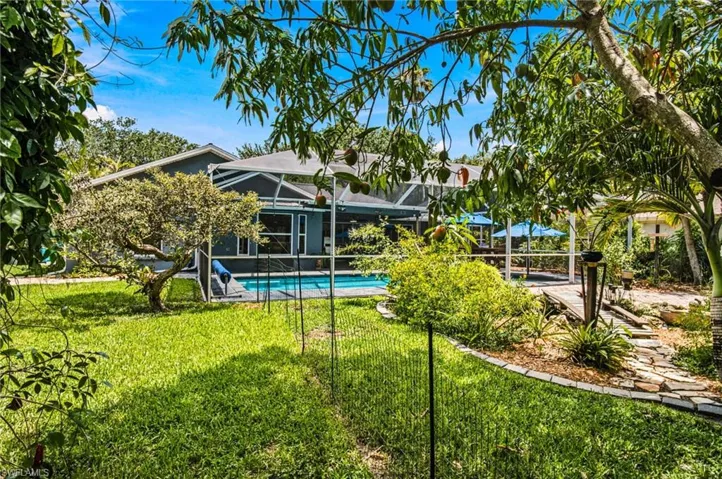 2667 River Reach Dr, Naples, Florida 34104