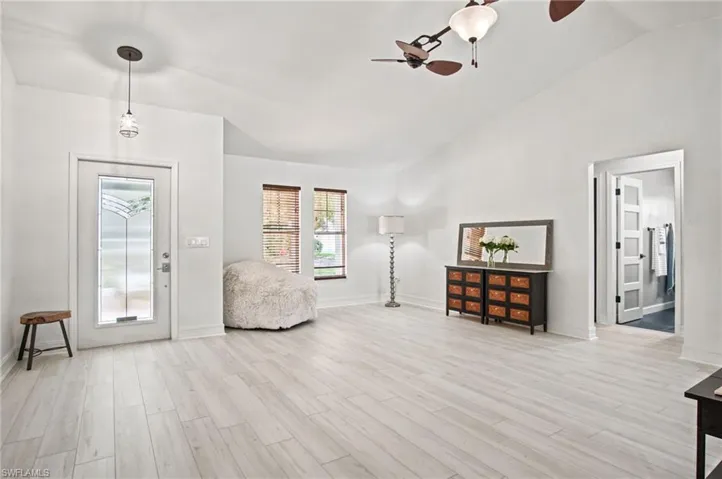 2667 River Reach Dr, Naples, Florida 34104