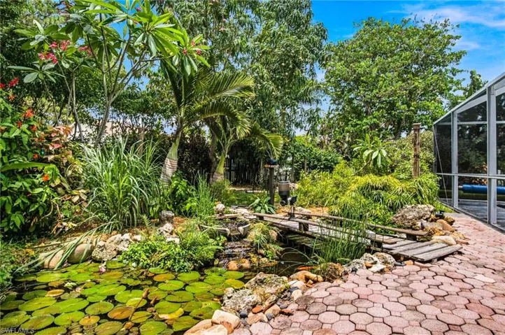 2667 River Reach Dr, Naples, Florida 34104
