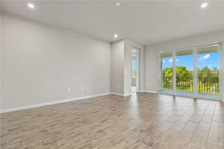 Great Room to Lanai Entrance