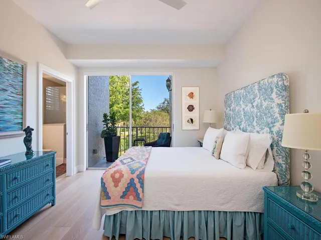 8410  Abbington  CIR, Naples, FL 34108