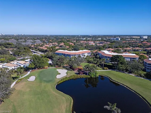 8410  Abbington  CIR, Naples, FL 34108