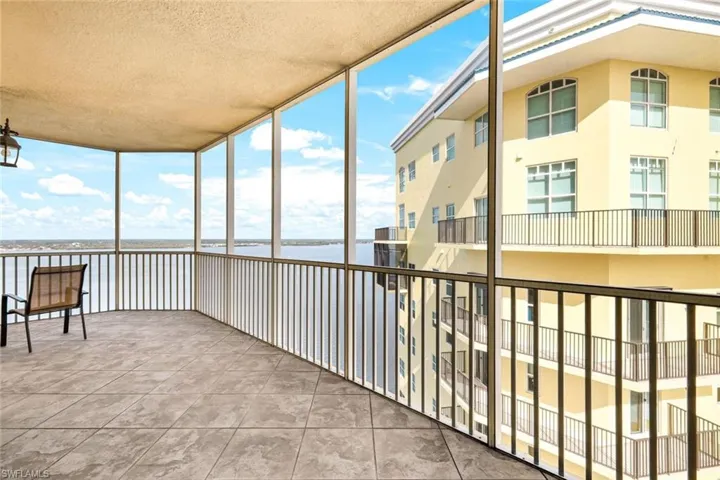 2745 1st St # 2106, Fort Myers Fl 33916