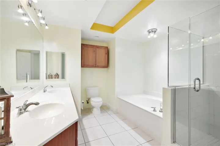 2745 1st St # 2106, Fort Myers Fl 33916