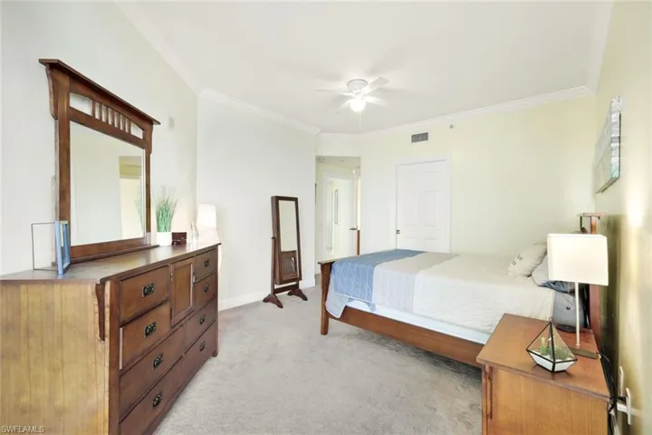 2745 1st St # 2106, Fort Myers Fl 33916