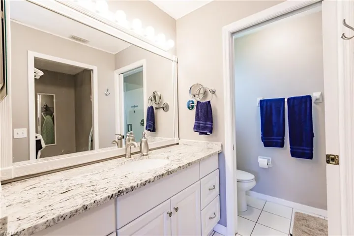 6133  Thresher  DR, Naples, FL 34112