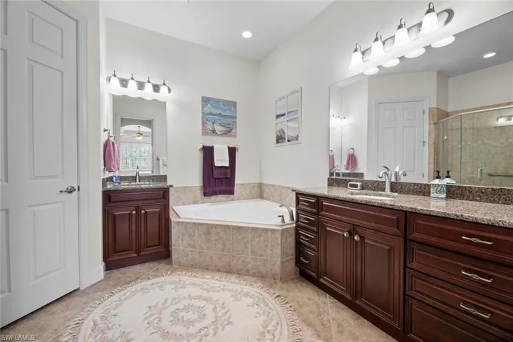 10361 Glastonbury Cir # 202, Fort Myers Fl 33913