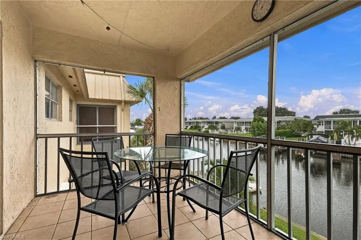 909 Se 46th Ln 209, Cape Coral, Florida 33904