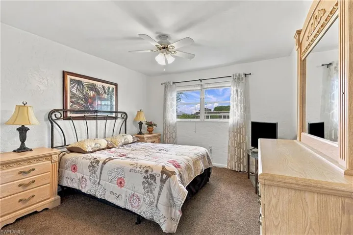 909 Se 46th Ln 209, Cape Coral, Florida 33904