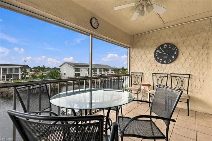 909 Se 46th Ln 209, Cape Coral, Florida 33904