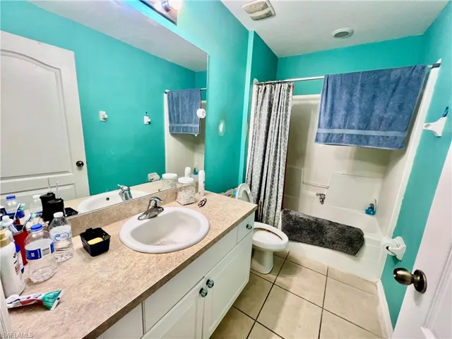 713  Crestline S AVE, Lehigh Acres, FL 33974