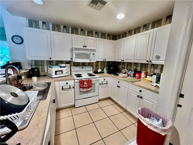 713  Crestline S AVE, Lehigh Acres, FL 33974