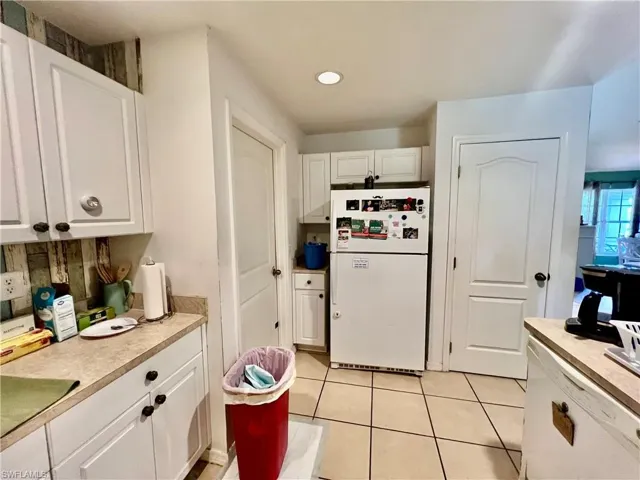 713  Crestline S AVE, Lehigh Acres, FL 33974