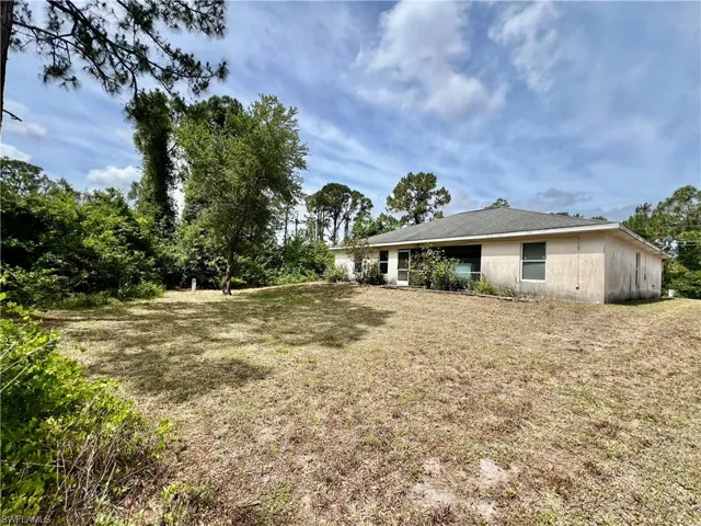 713  Crestline S AVE, Lehigh Acres, FL 33974