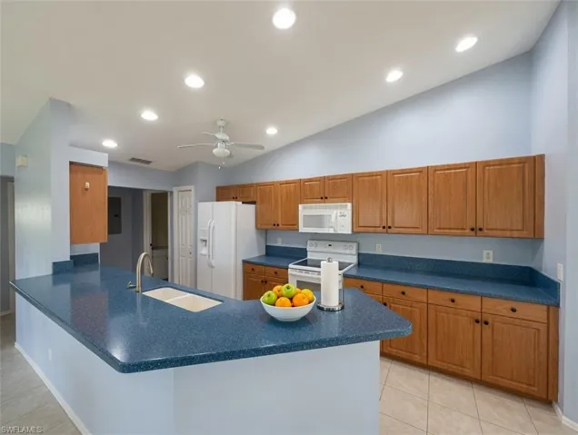 20068 Lake Vista Cir N 2d, Lehigh Acres, Florida 33936