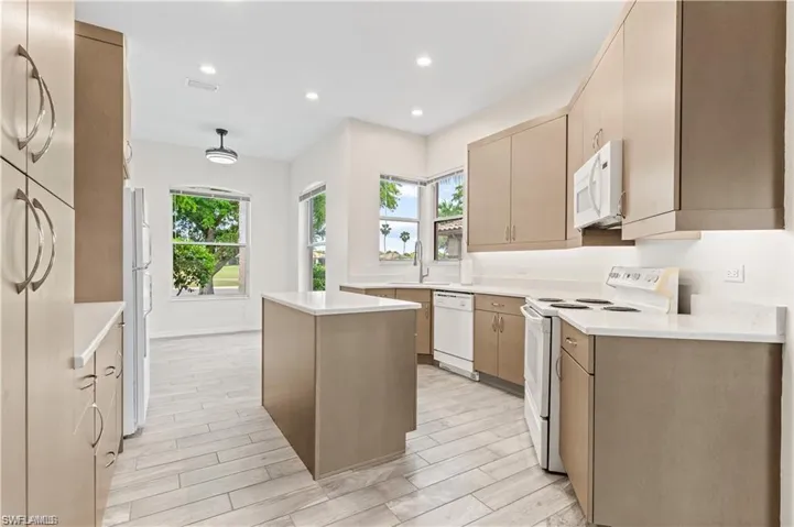 16360 Willowcrest Way, Fort Myers, Florida 33908