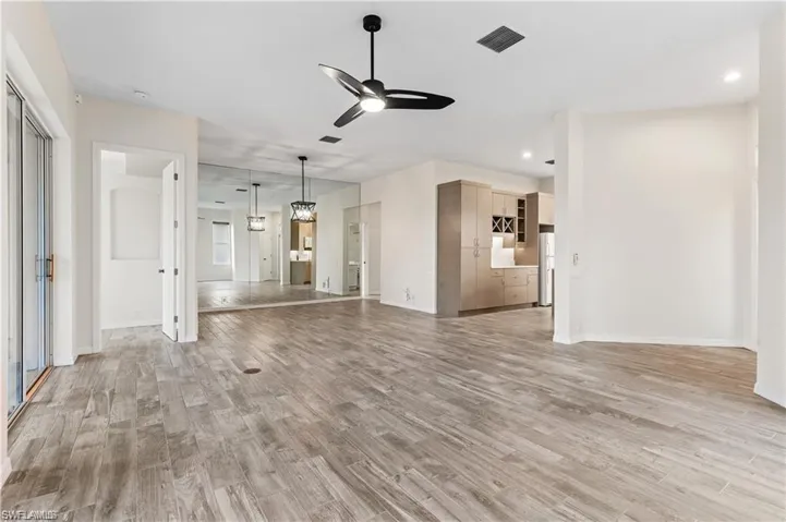 16360 Willowcrest Way, Fort Myers, Florida 33908