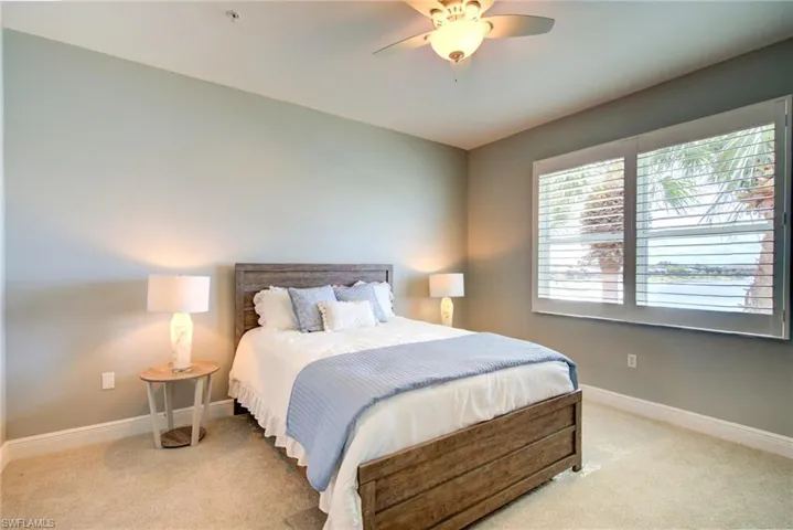 Main bedroom with lake view