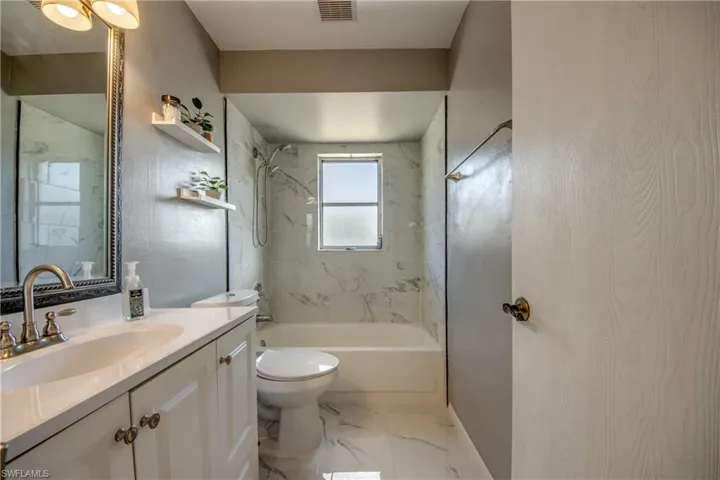 3518 Se 8th Pl, Cape Coral, Florida 33904