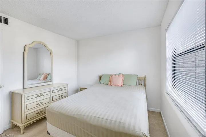 4338 27th Ct Sw 104, Naples, Florida 34116