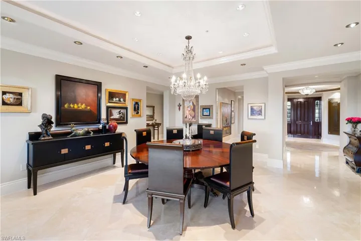 1400 Gulf Shore Blvd N 201, Naples, Florida 34102