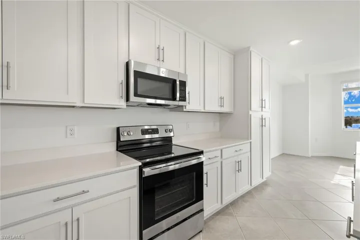 43985  BOARDWALK  LOOP, Babcock Ranch, FL 33982