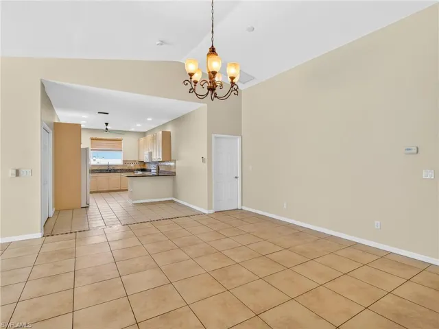2116 Sw 44th St, Cape Coral, Florida 33914