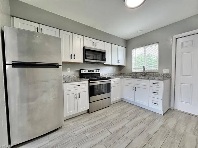 142 Harry Ave S, Lehigh Acres, Florida 33973