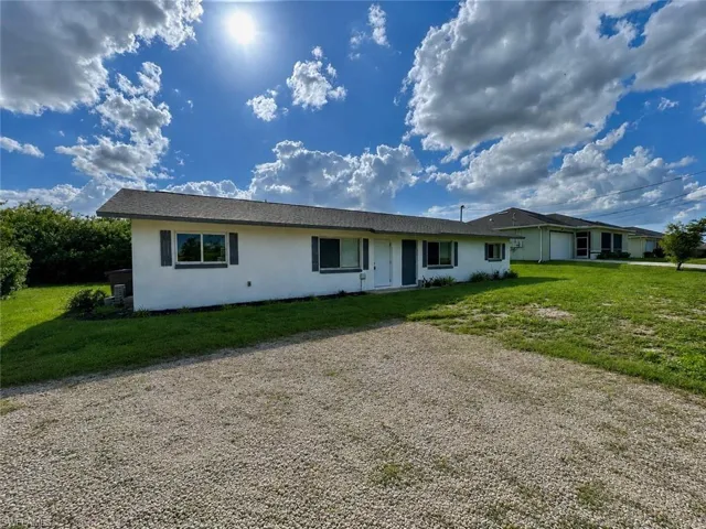 142 Harry Ave S, Lehigh Acres, Florida 33973