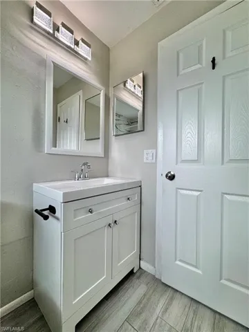 142 Harry Ave S, Lehigh Acres, Florida 33973
