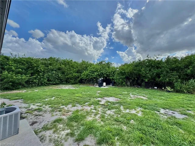 142 Harry Ave S, Lehigh Acres, Florida 33973