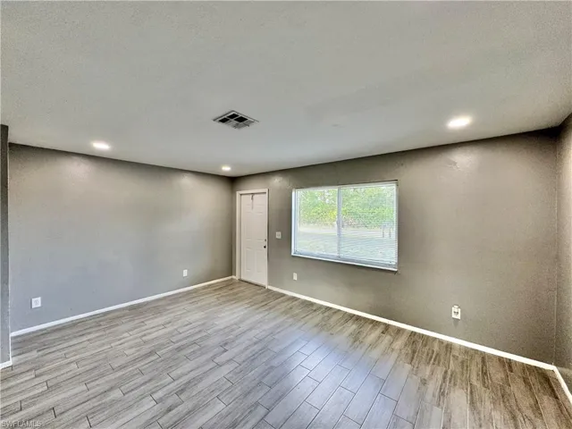 142 Harry Ave S, Lehigh Acres, Florida 33973