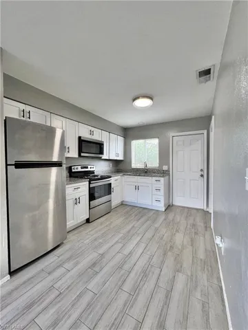 142 Harry Ave S, Lehigh Acres, Florida 33973