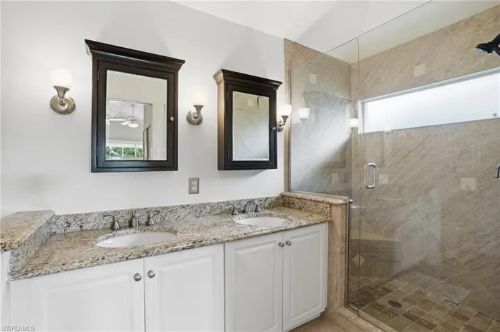 Primary bath