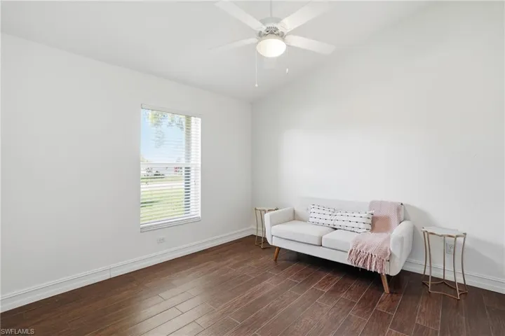 3850  Groton  CT, Naples, FL 34112