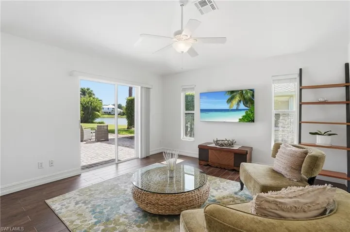 3850  Groton  CT, Naples, FL 34112