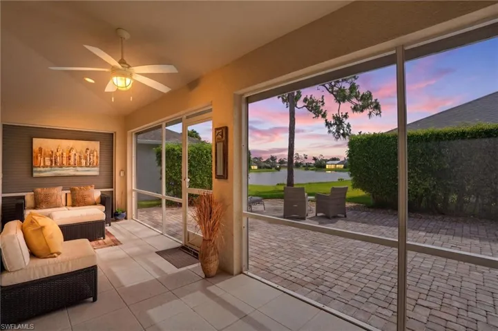 Screened in lanai