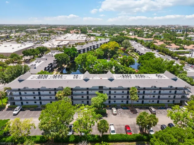 600 Neapolitan Way # 251, Naples Fl 34103
