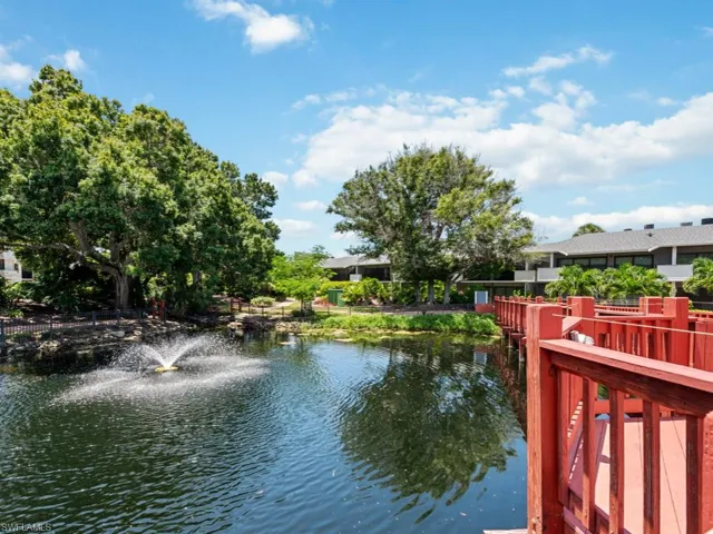 600 Neapolitan Way # 251, Naples Fl 34103