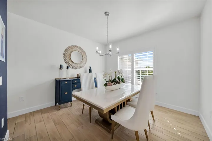 Formal dinning, bright and open.