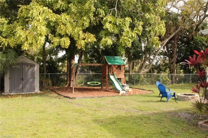 4221 19th PL SW, NAPLES FL 34116