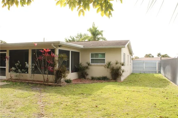 4221 19th PL SW, NAPLES FL 34116